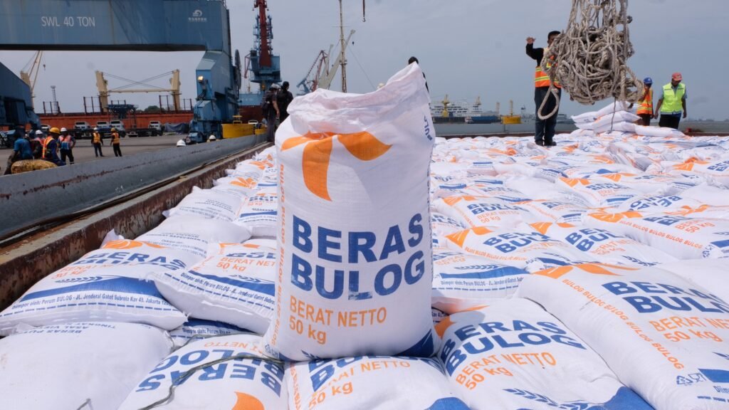 ‘Bom Waktu’ Stok Jumbo Beras Bulog stok beras bulog