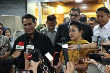 mentan amran dan titi soeharto