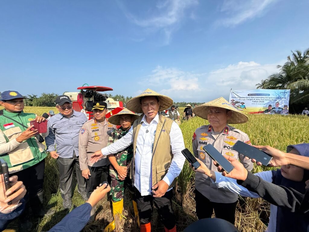 Dirut Bulog Letjen TNI (Purn) Ahmad Rizal Ramdhani